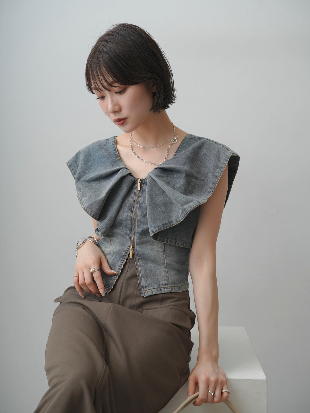 [予約]フロントジップフリルカラーデニムトップス/blue