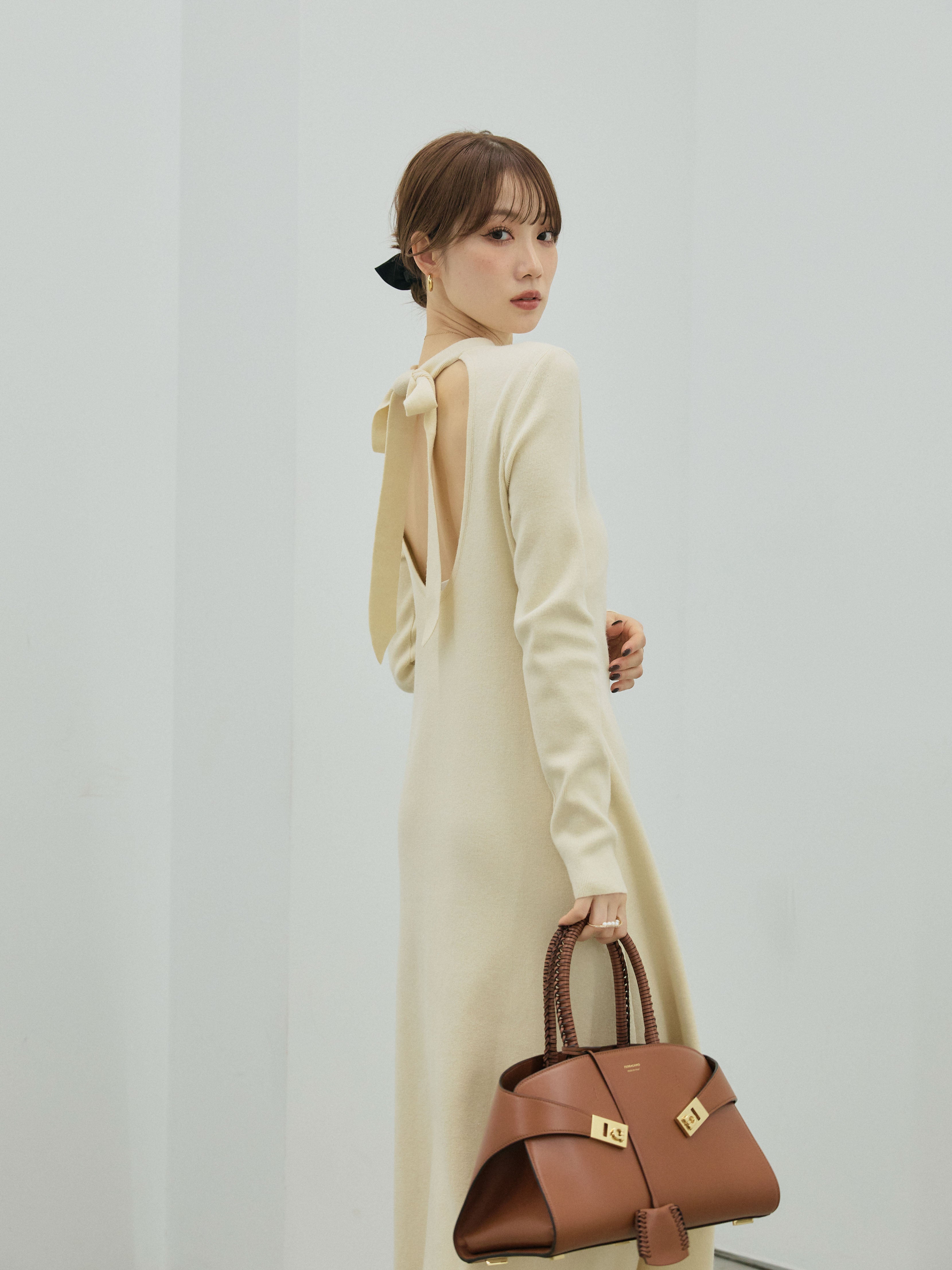 Allure】[SET]バックオープンニットワンピース+バックオープンニット