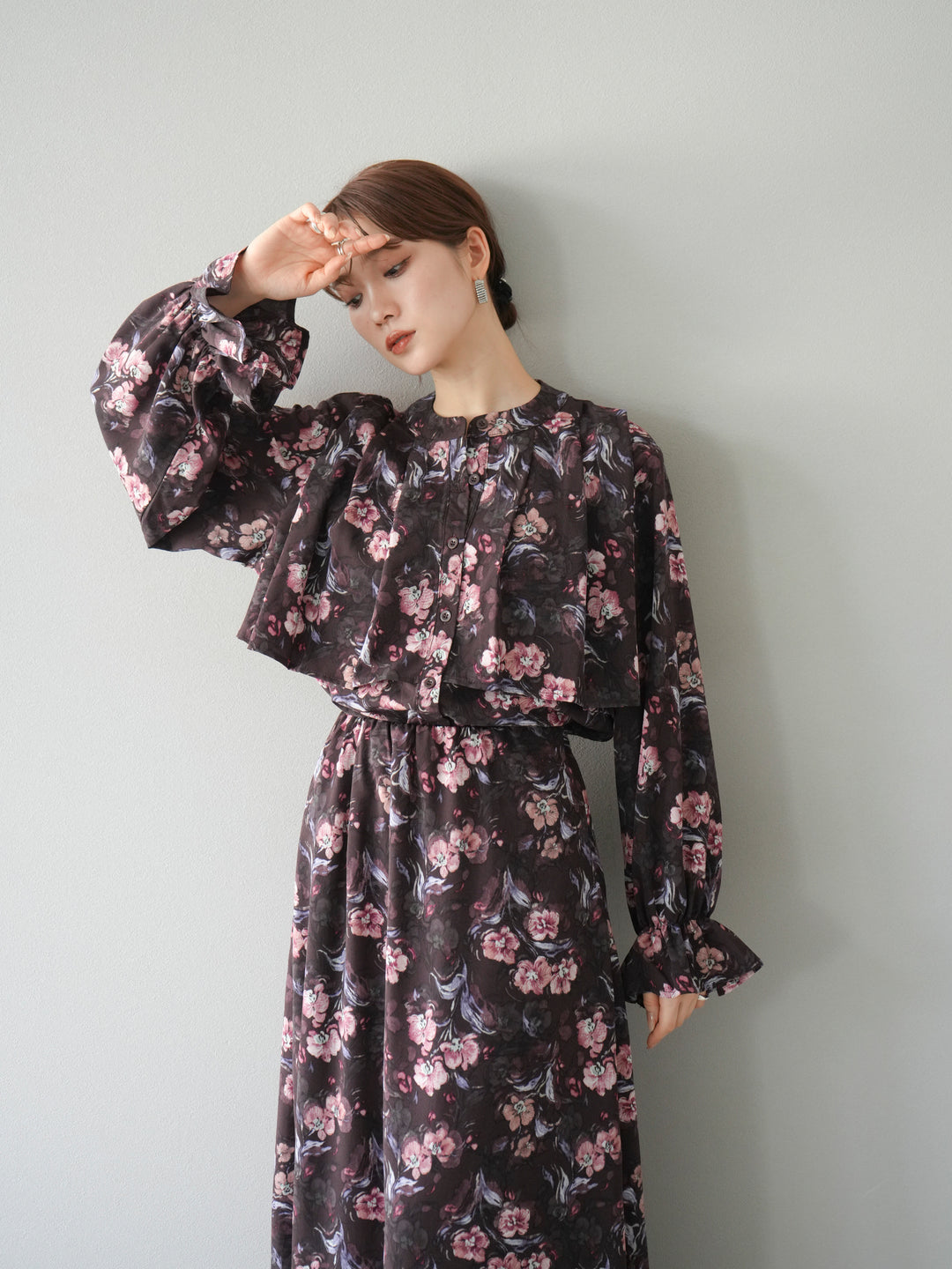 [予約]フラワーフリルブラウス/ブラウン