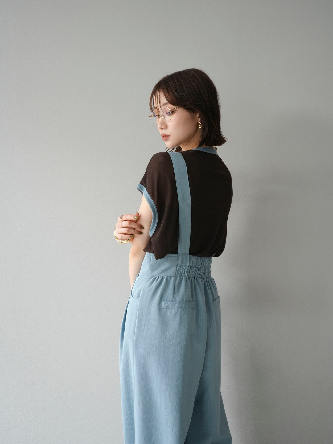 [SET]ストリングデザインハイウエストサロペット+シアーフライス ロゴプリントT (2set)