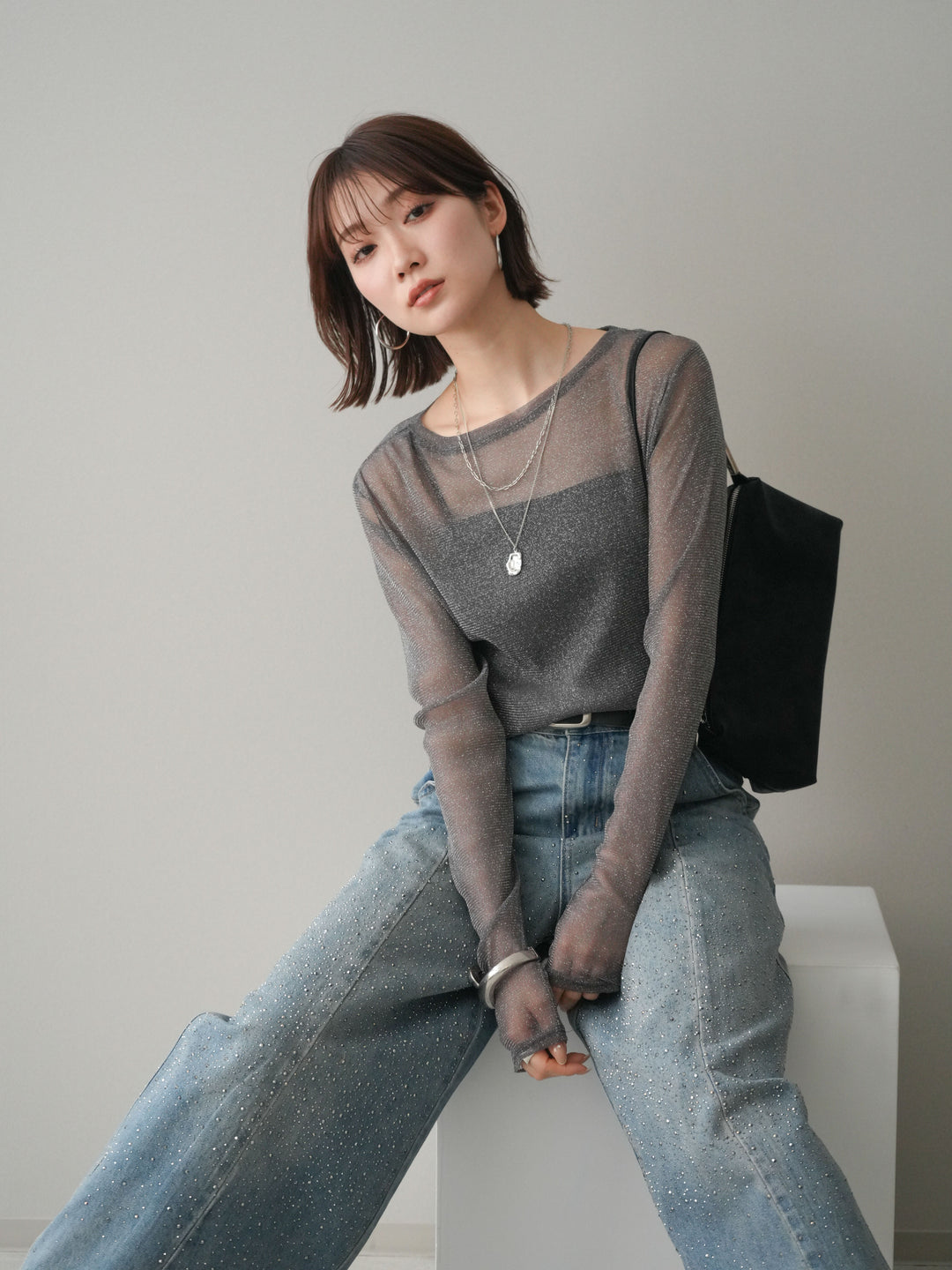 [予約]ラメシアークルーネックトップス/charcoal