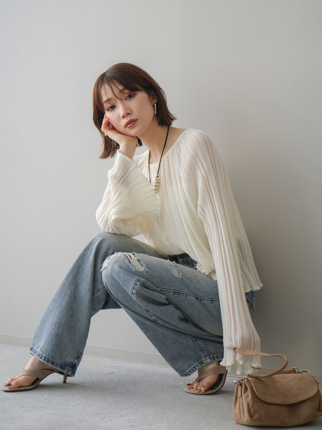 [SET]プリーツシアーフレアスリーブニットトップス+ダメージデニムセミワイドパンツ(2set)