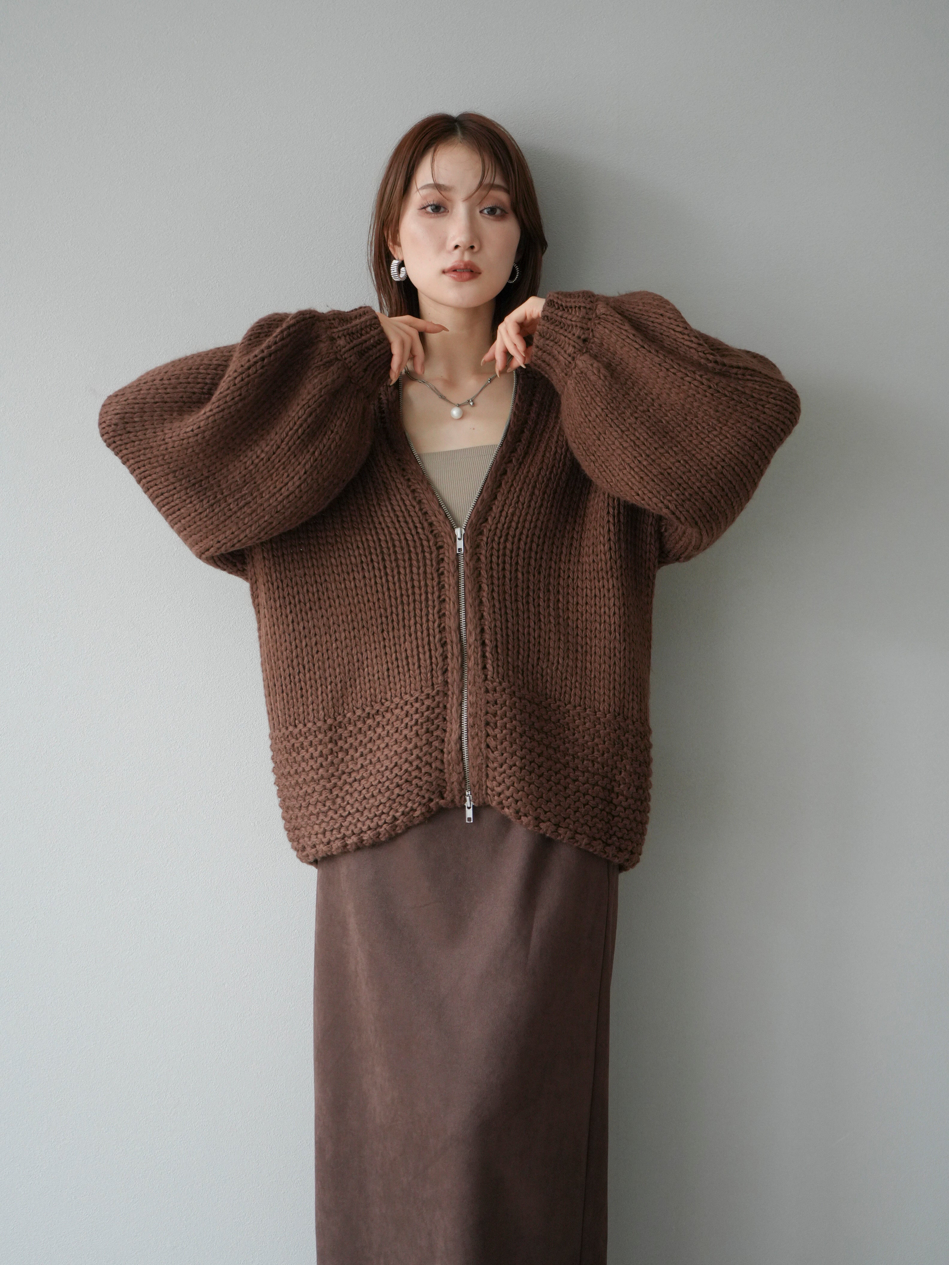 予約]ロービングケーブルオーバーZIPニットカーディガン/ブラウン – Lumier