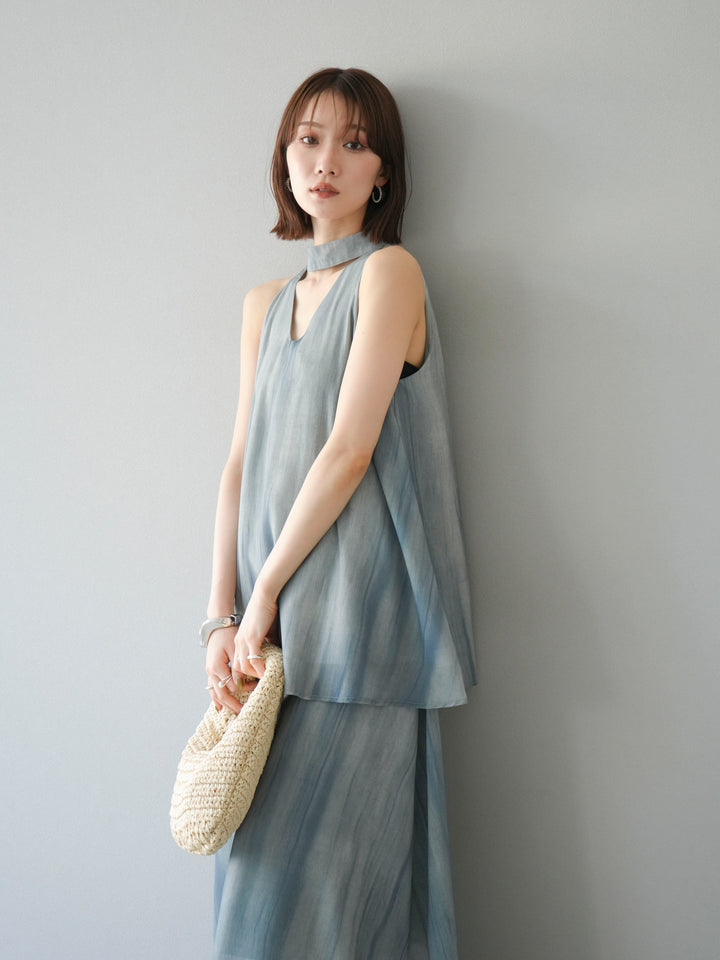 [SET] 細膩花紋V領襯衫＆喇叭裙（2套）