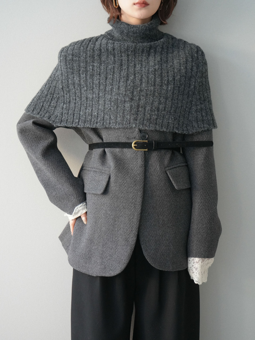 [20%オフ]ケープ付ノーカラージャケット/charcoal