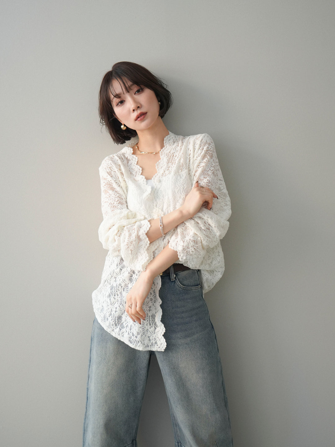 [SET]Vネックレースブラウス+選べるアクセセット(2set)