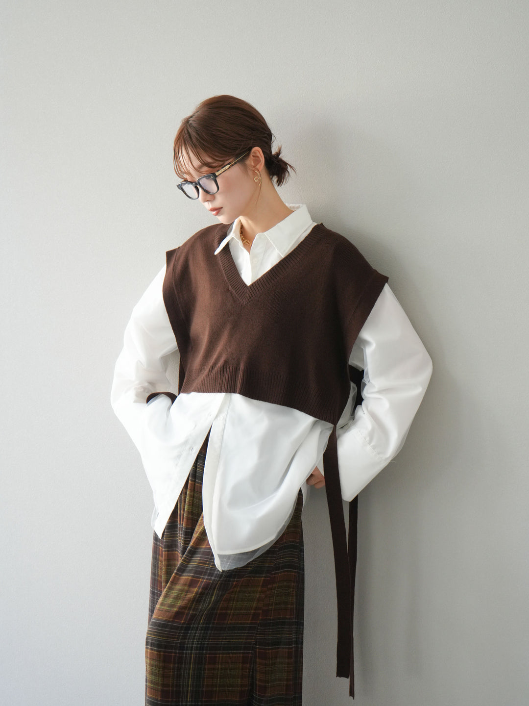 [予約]サイドリボンVネックショートニットベスト/ブラウン