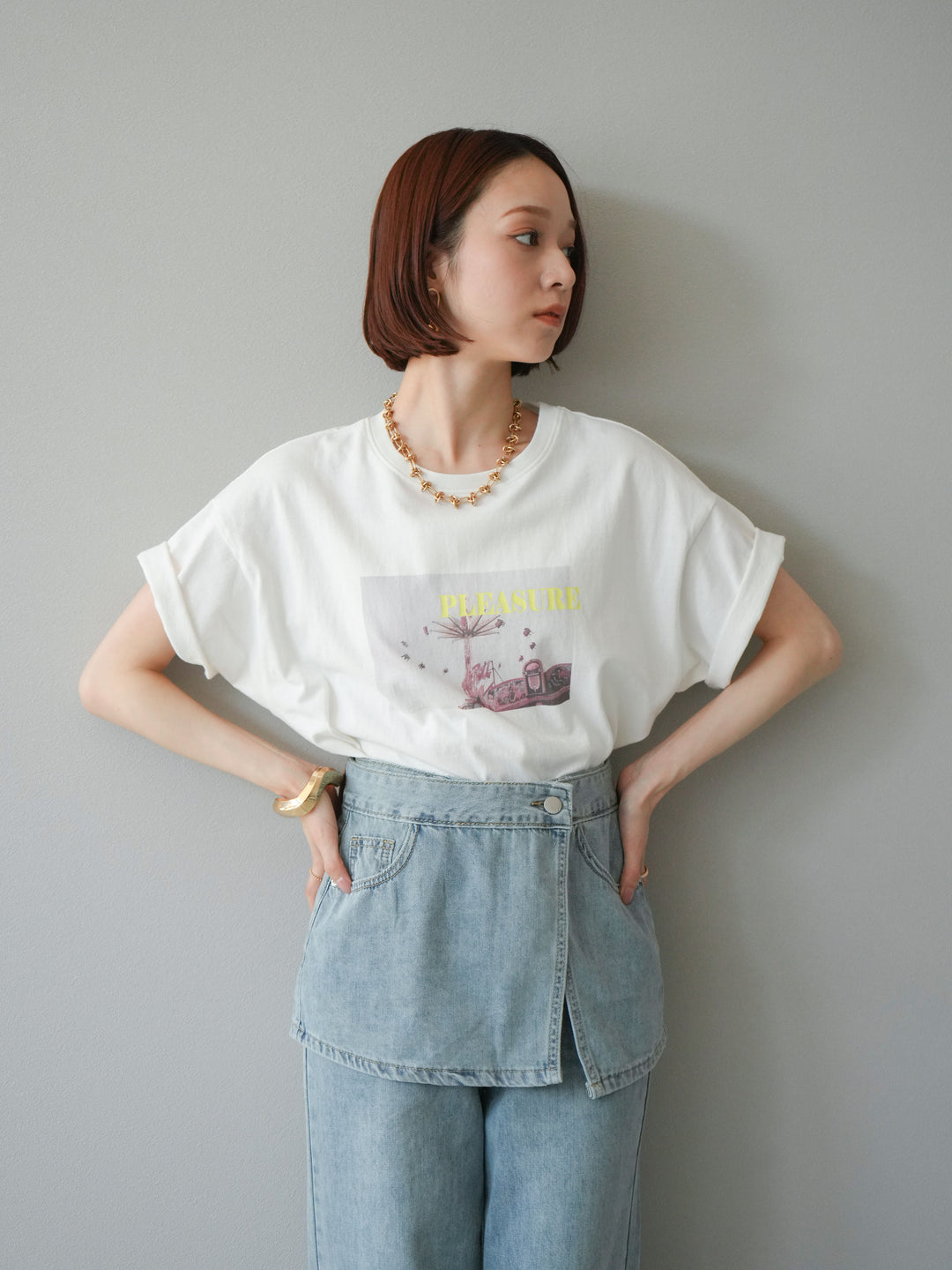 [預購] 霓虹logo印花T卹/米黃色