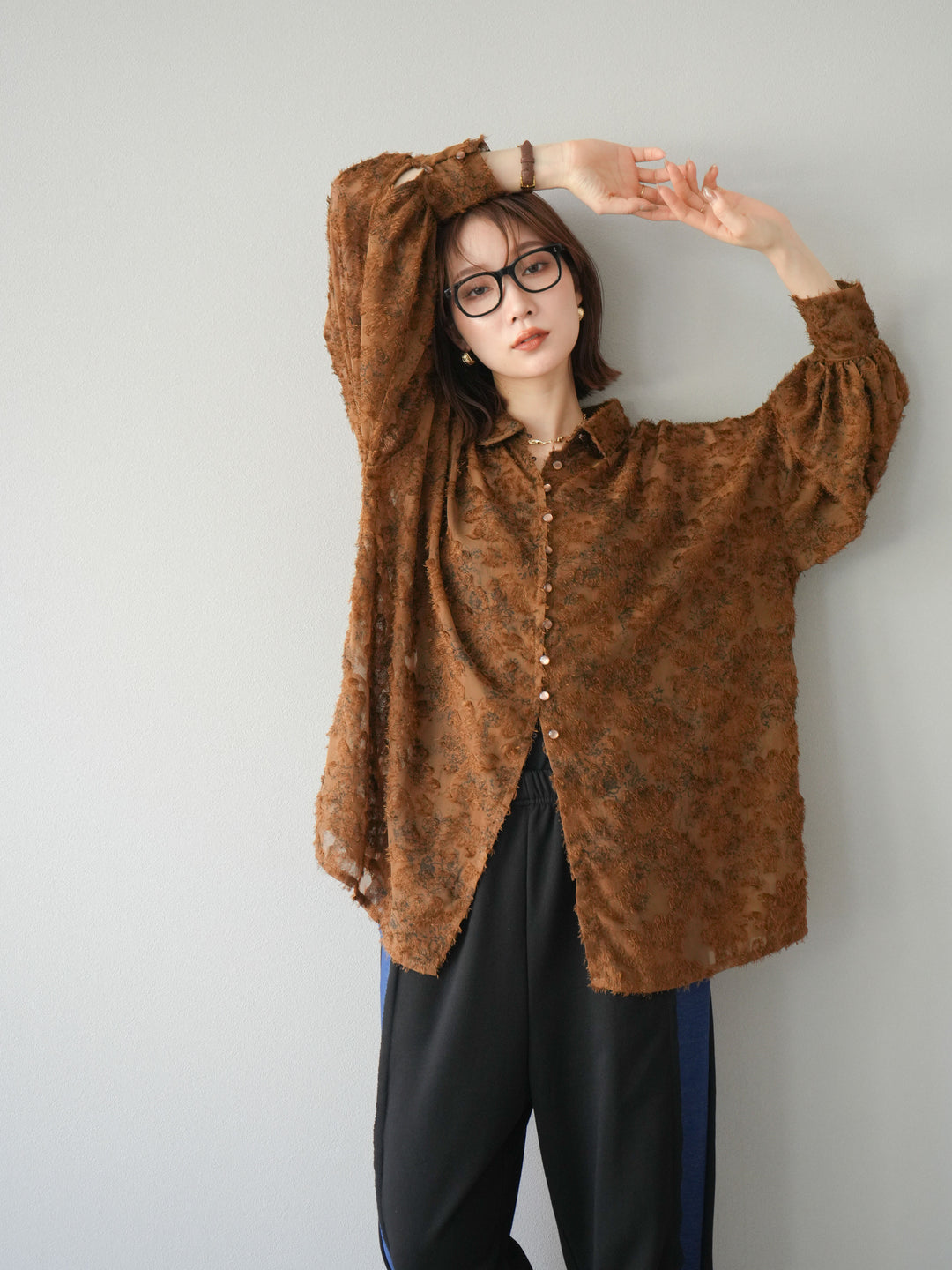 [予約]ニュアンスフリンジジャガードボリュームスリーブブラウス/ブラウン