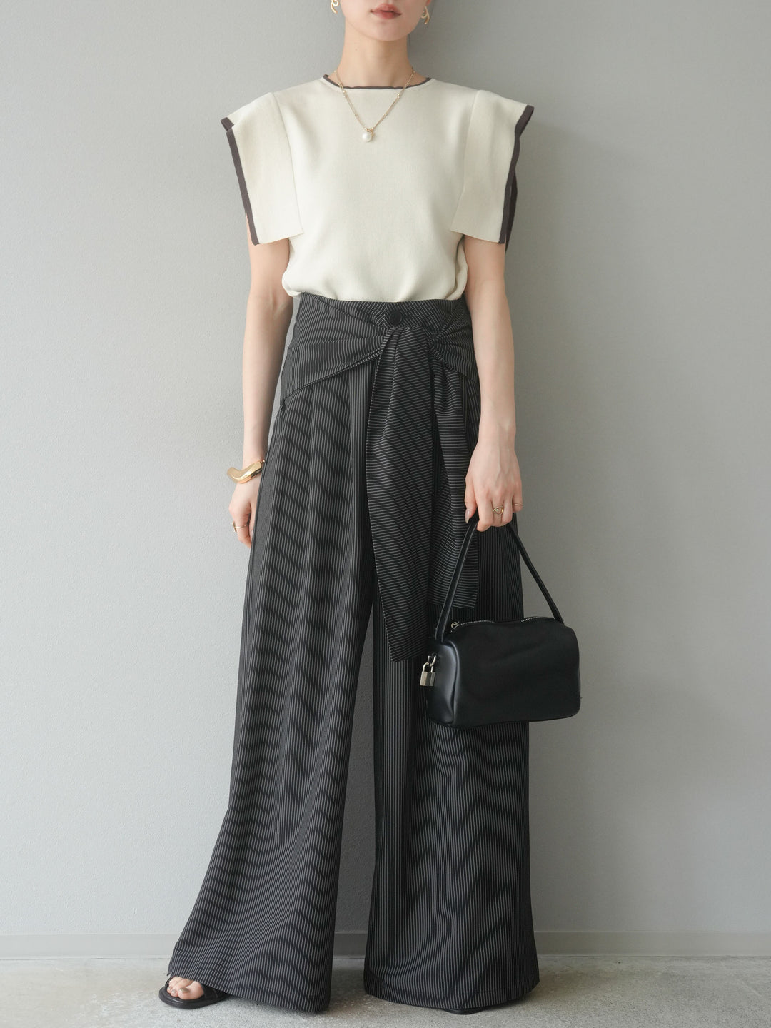 【預購】亞麻質感方袖拼色針織套頭衫/象牙白