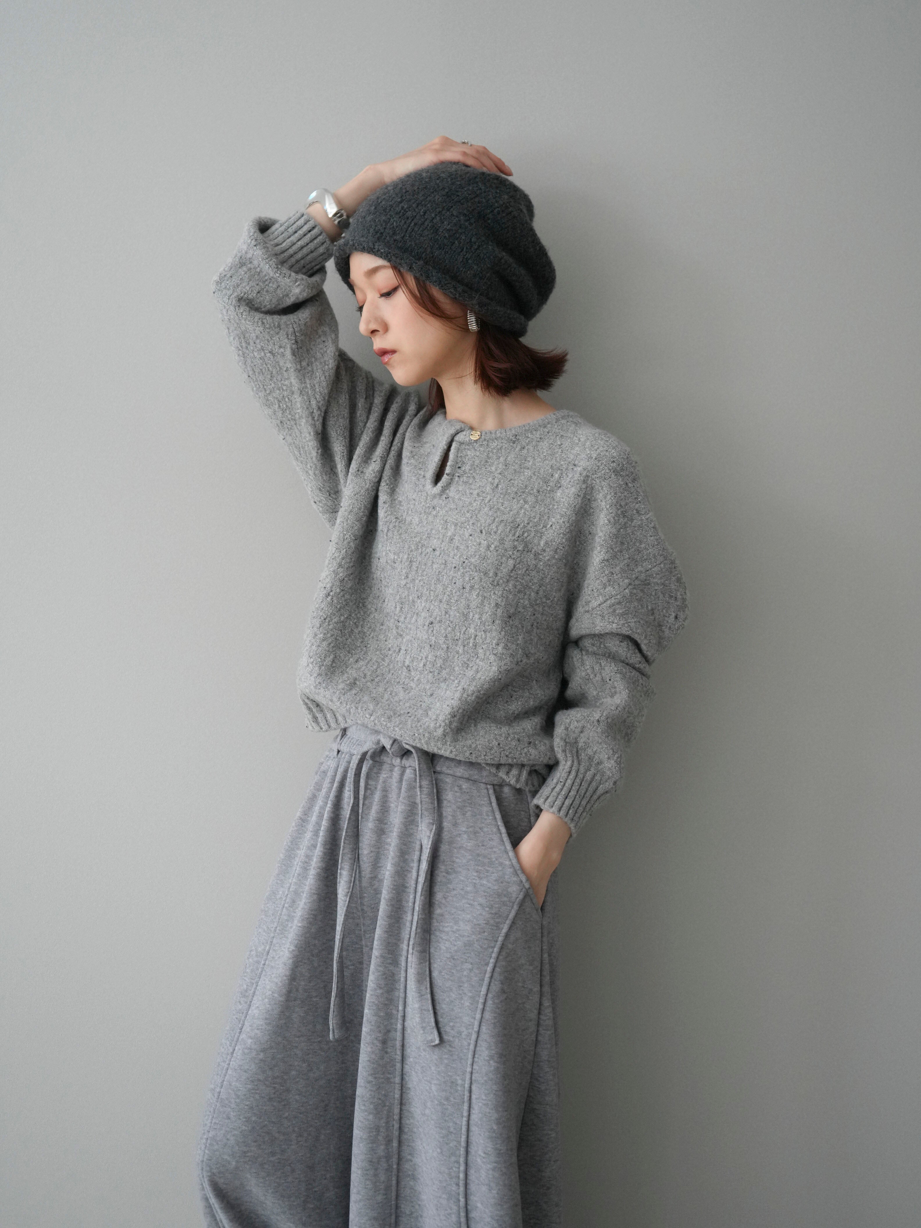 予約]ツイストネックラメネップヤーンニットプルオーバー/gray – Lumier