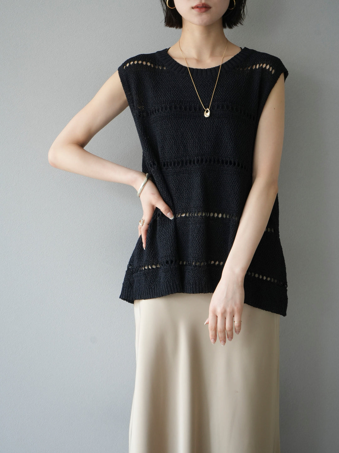 [Pre-order] Sleeveless Summer Knit Pullover/Black
