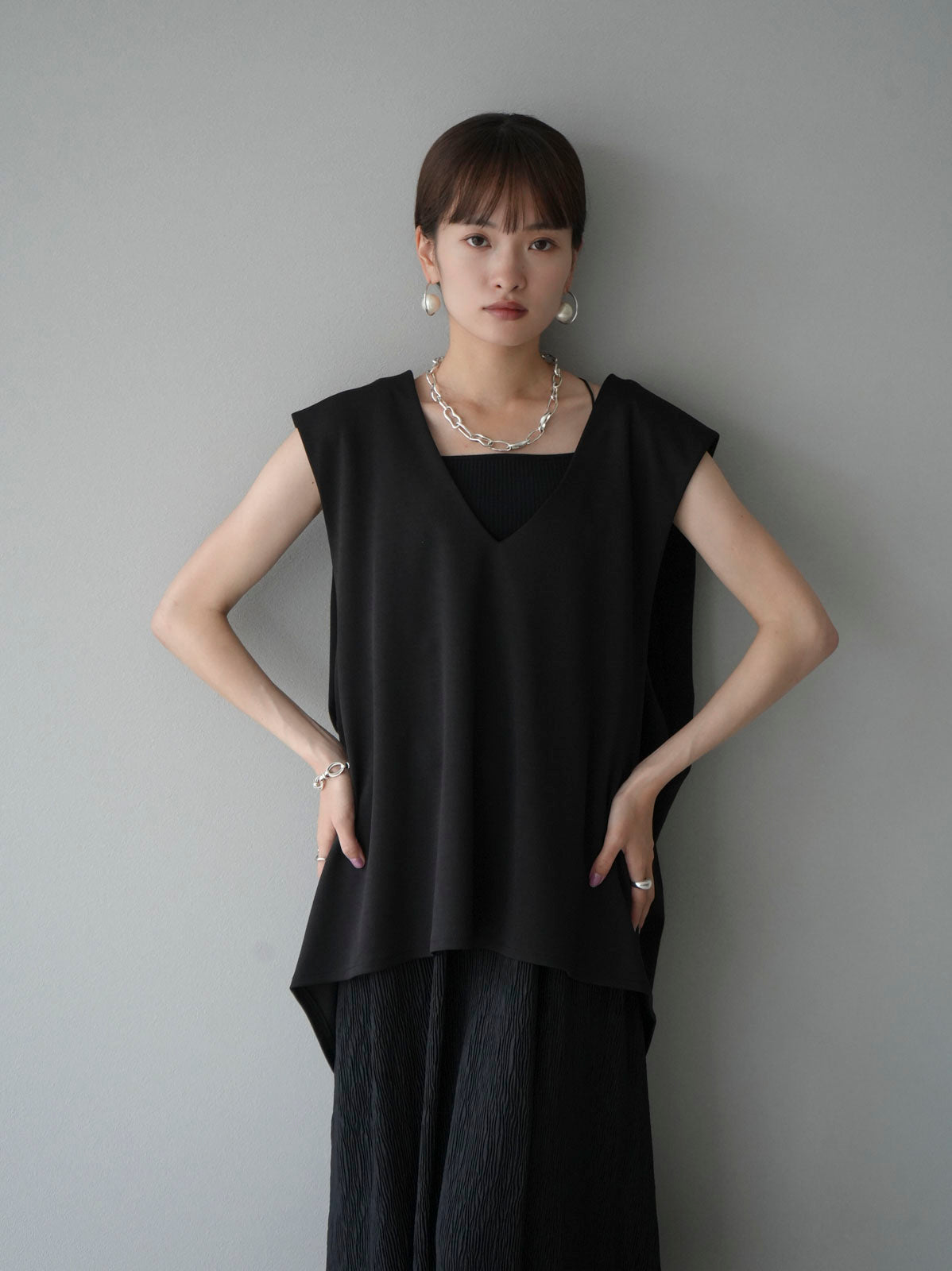【ブラック】メッシュノースリーブ(キャミ付き) ブラック】メッシュノースリーブ(キャミ付き) 【公式通販】
