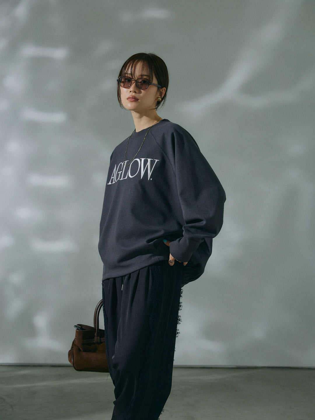 【Allure】[SET]ブークレダンボールロゴ刺繍プルオーバー+ブークレダンボールロゴ刺繍プルオーバー(2set)