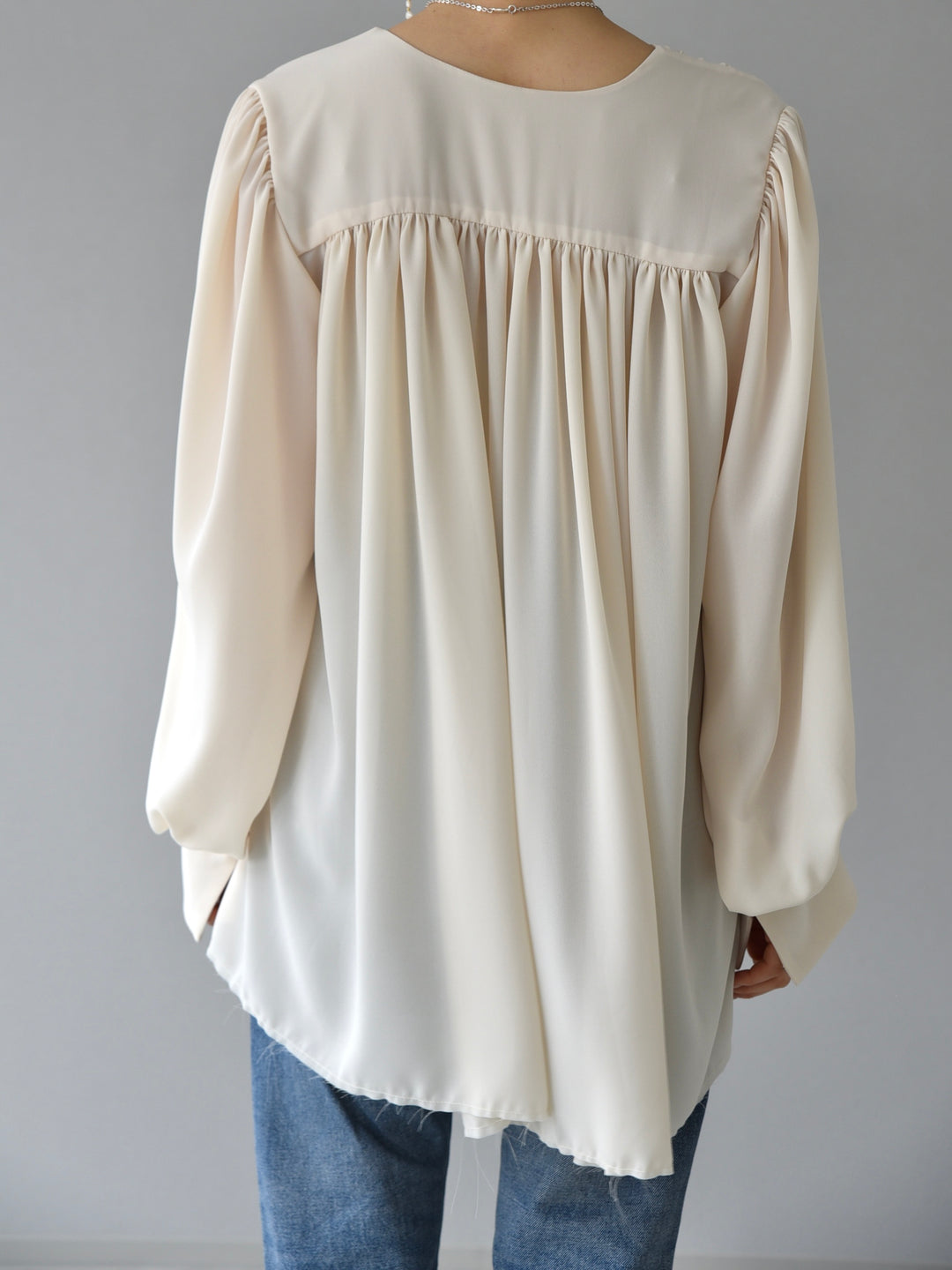 [予約]TUCK CHIFFON BLOUSE/IVORY