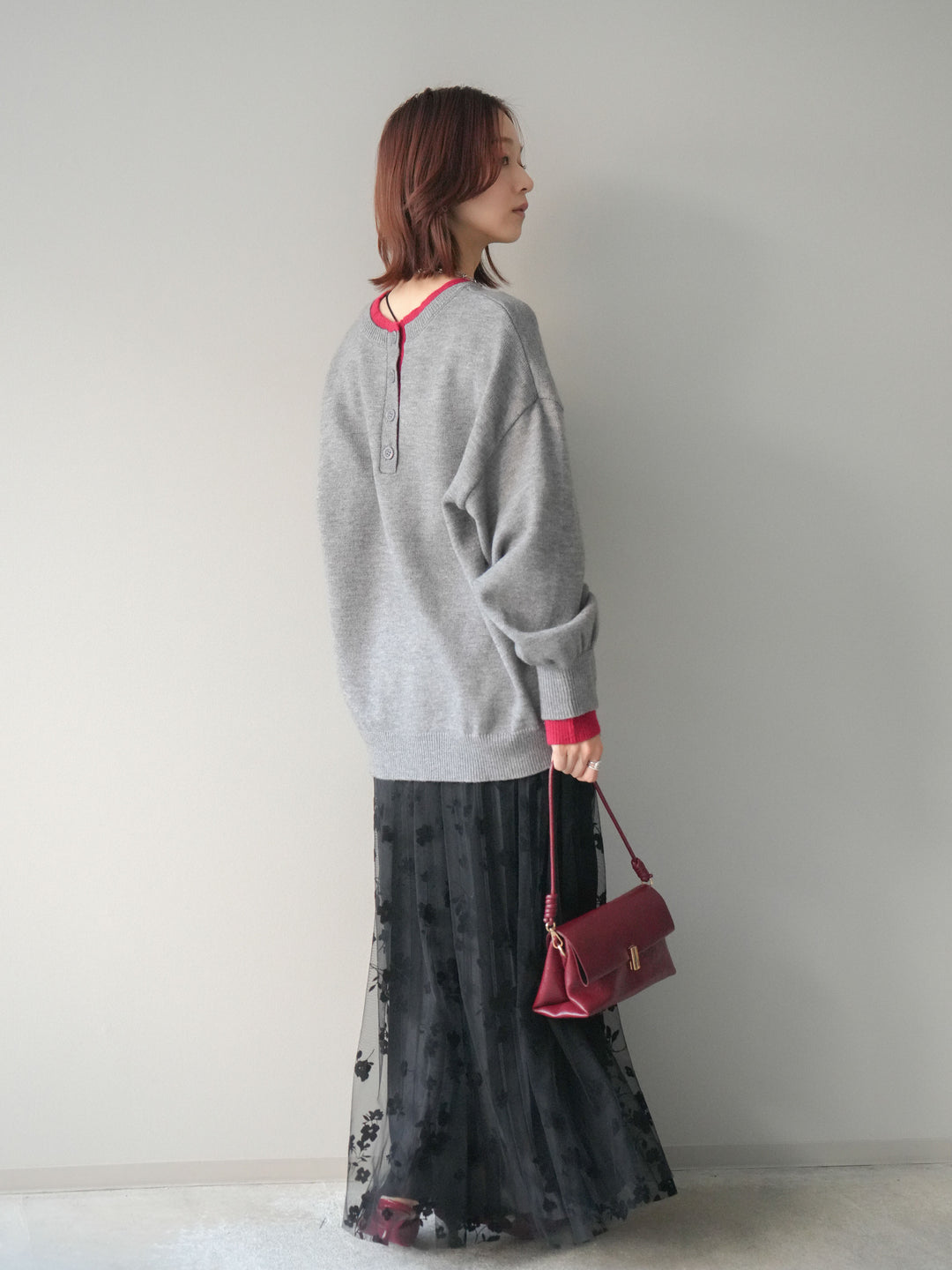 [SET]ヘンリーネック配色レイヤードニットプルオーバー+フラワーフロッキーチュールプリーツスカート(2set)