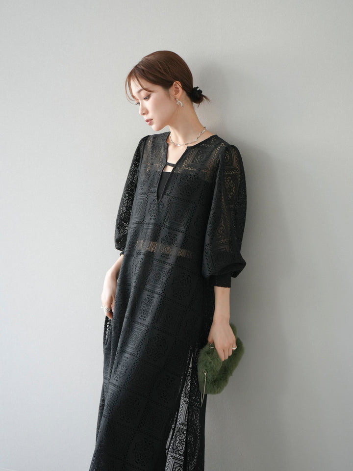 【套裝】塊蕾絲捲袖洋裝+塊蕾絲寬褲（2套）