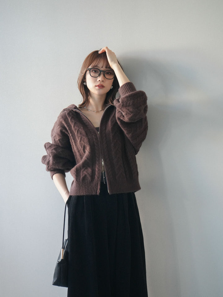 [予約]ケーブル編みハイネックZIPニットカーディガン/brown