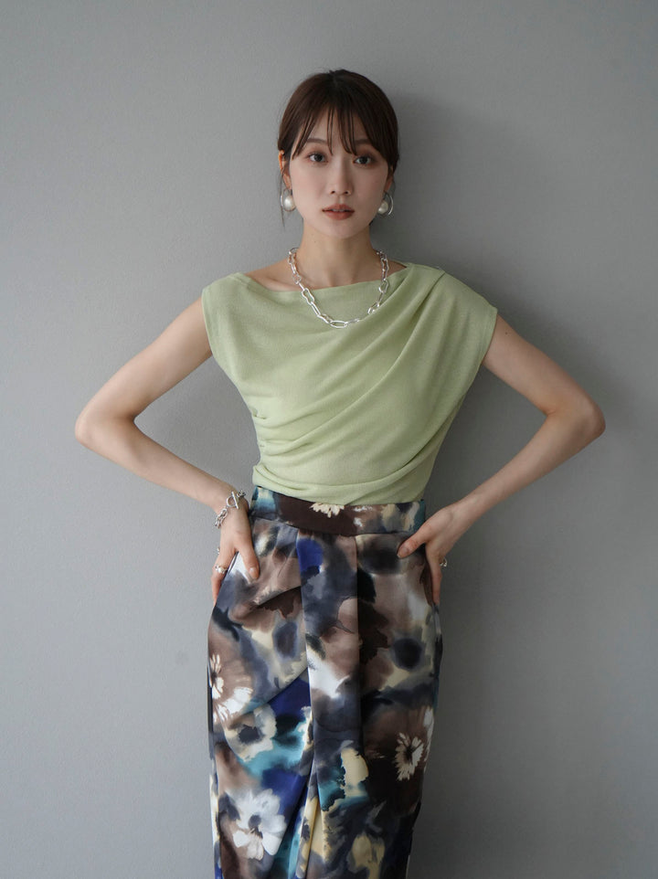 [Pre-order] Asymmetrical tuck sleeveless knit/green