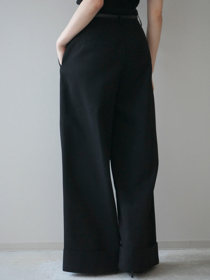 [予約]ベルト付き折り返しコットンツイルワイドパンツ/black