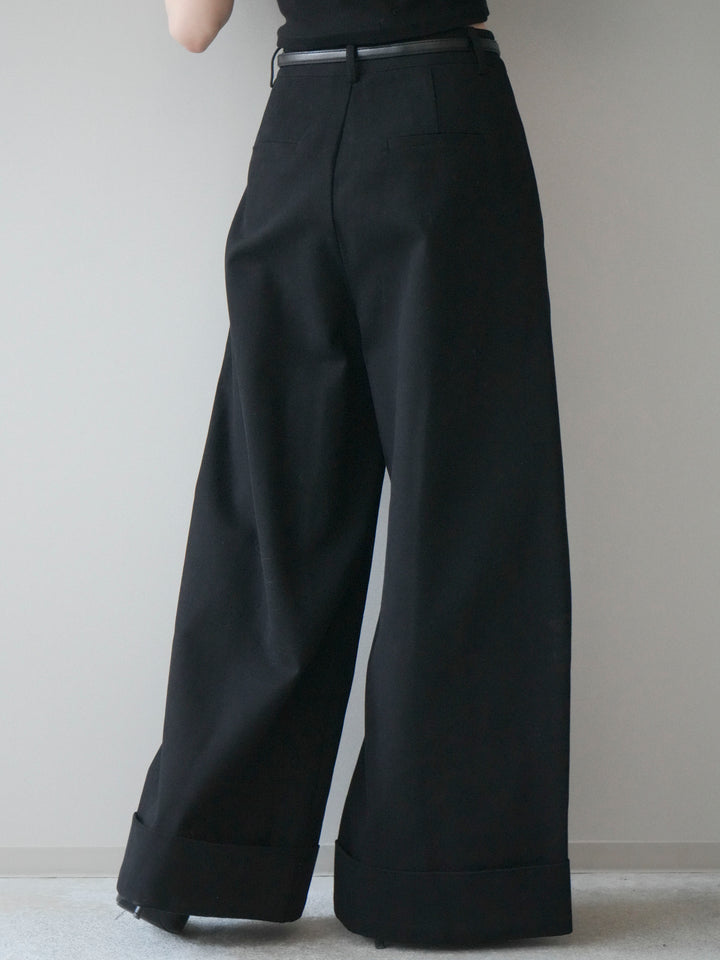 [予約]ベルト付き折り返しコットンツイルワイドパンツ/black
