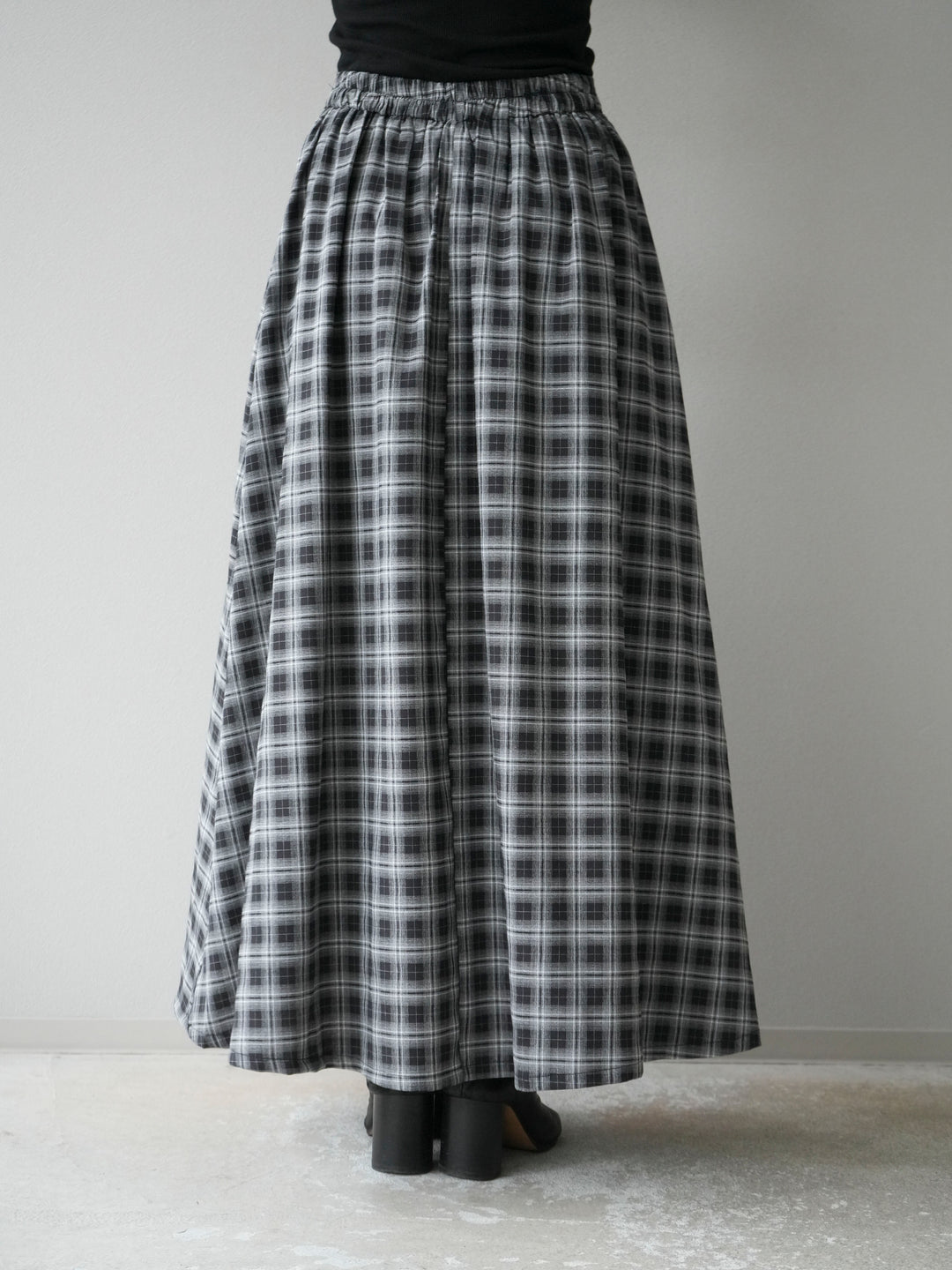 [予約]チェックタックフレアロングスカート/ ブラック