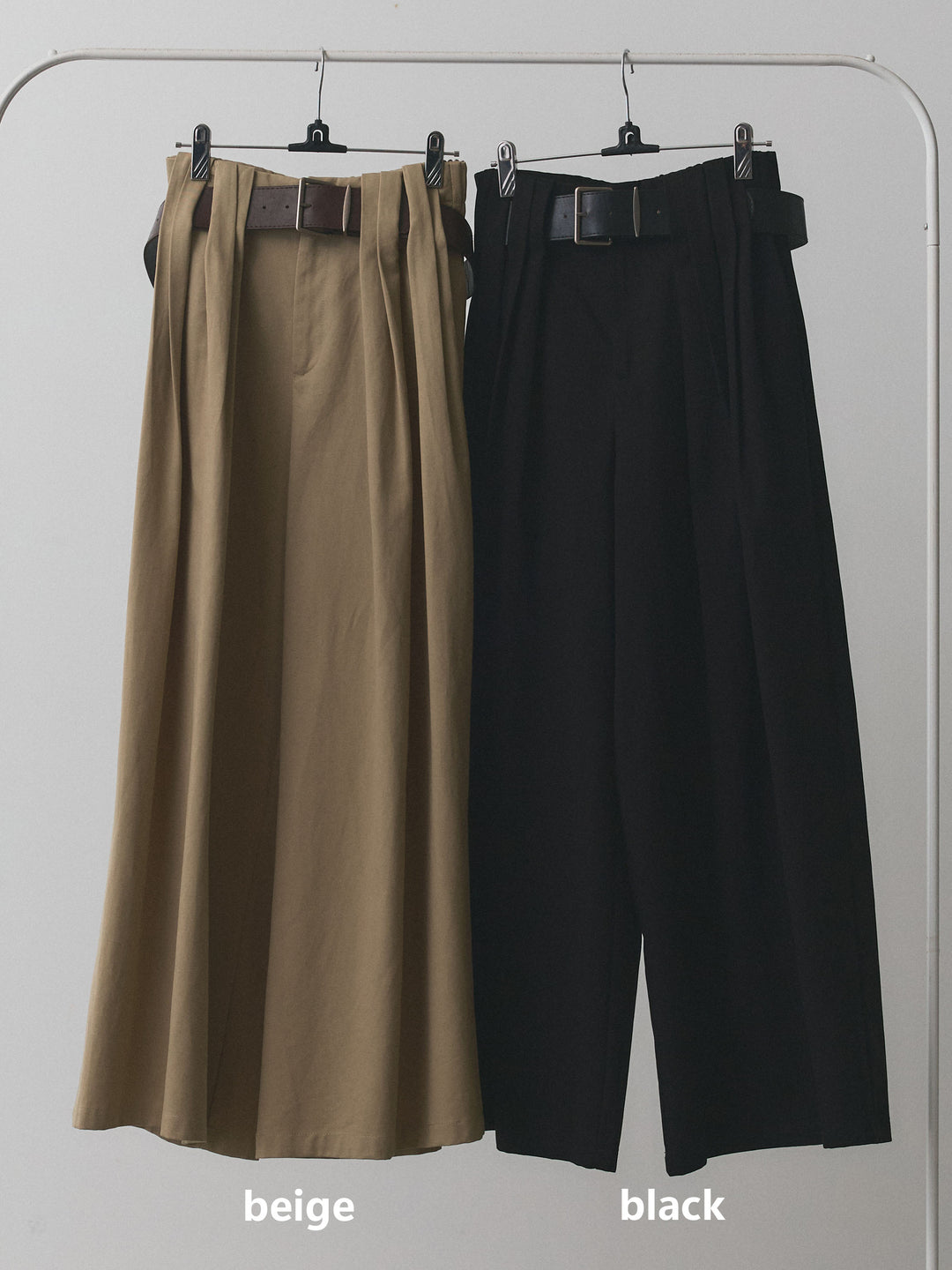 【Allure】[SET]クロスリブニットタンクトップ+ベルト付ダブルループワイドパンツ(2set)