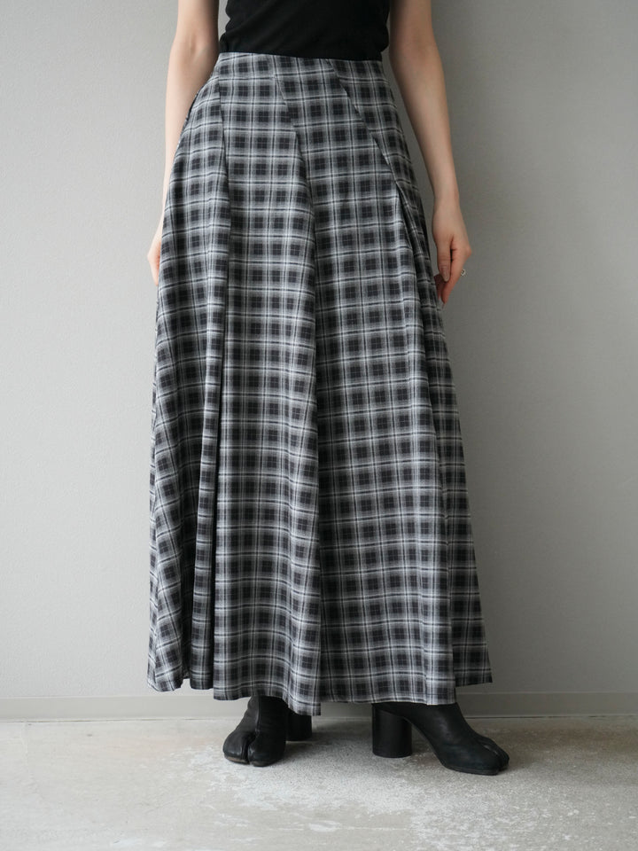 [予約]チェックタックフレアロングスカート/ ブラック