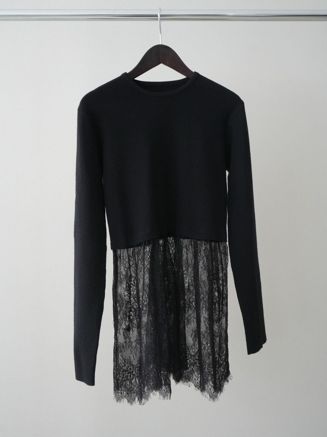 [SET]クルーネックレースドッキングリブニットトップス+ベルト付キーホルダーモチーフワイドパンツ(2set)