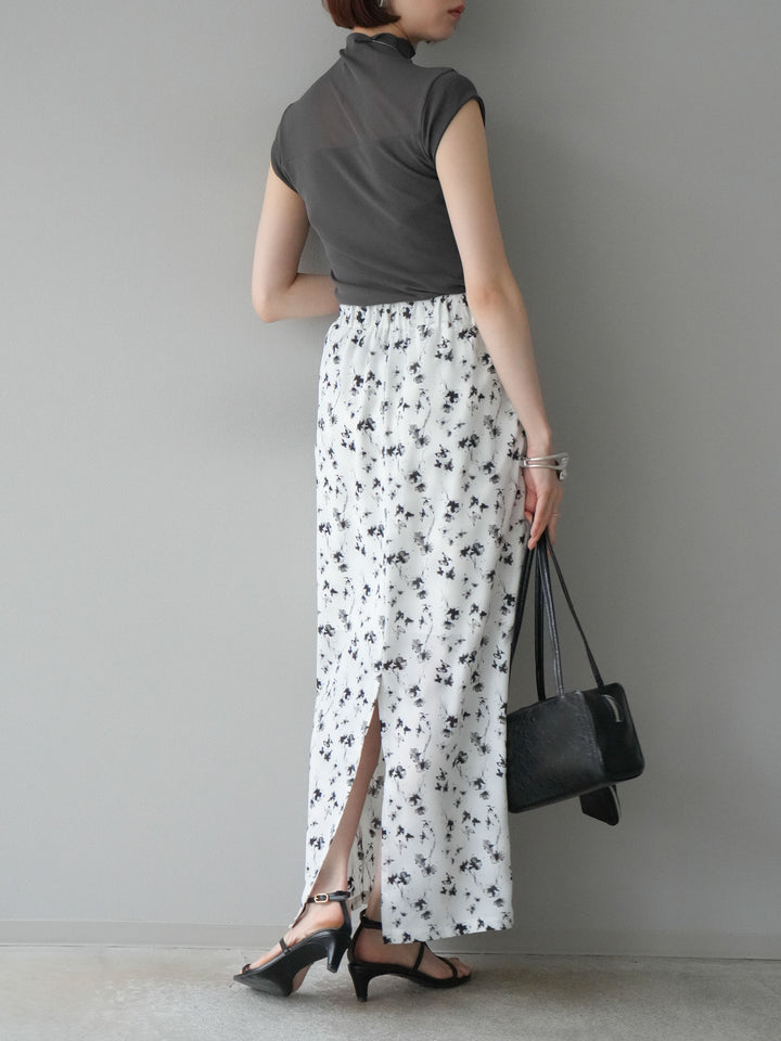 [予約]フラワーモチーフタックIラインスカート/ホワイト
