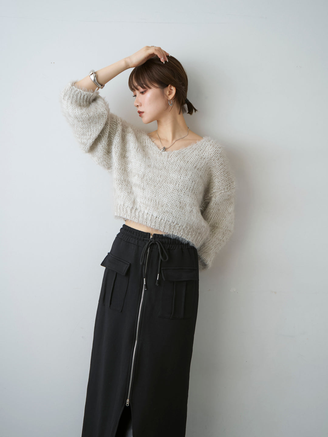 [SET]Vネックシャギークロップニットトップス+フロントZIPポケットデザインスウェットスカート(2set)