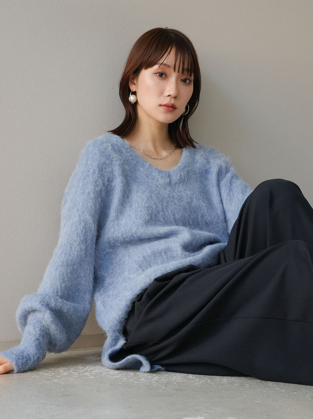 【預購】V領加大尺寸馬海毛針織套頭衫/藍