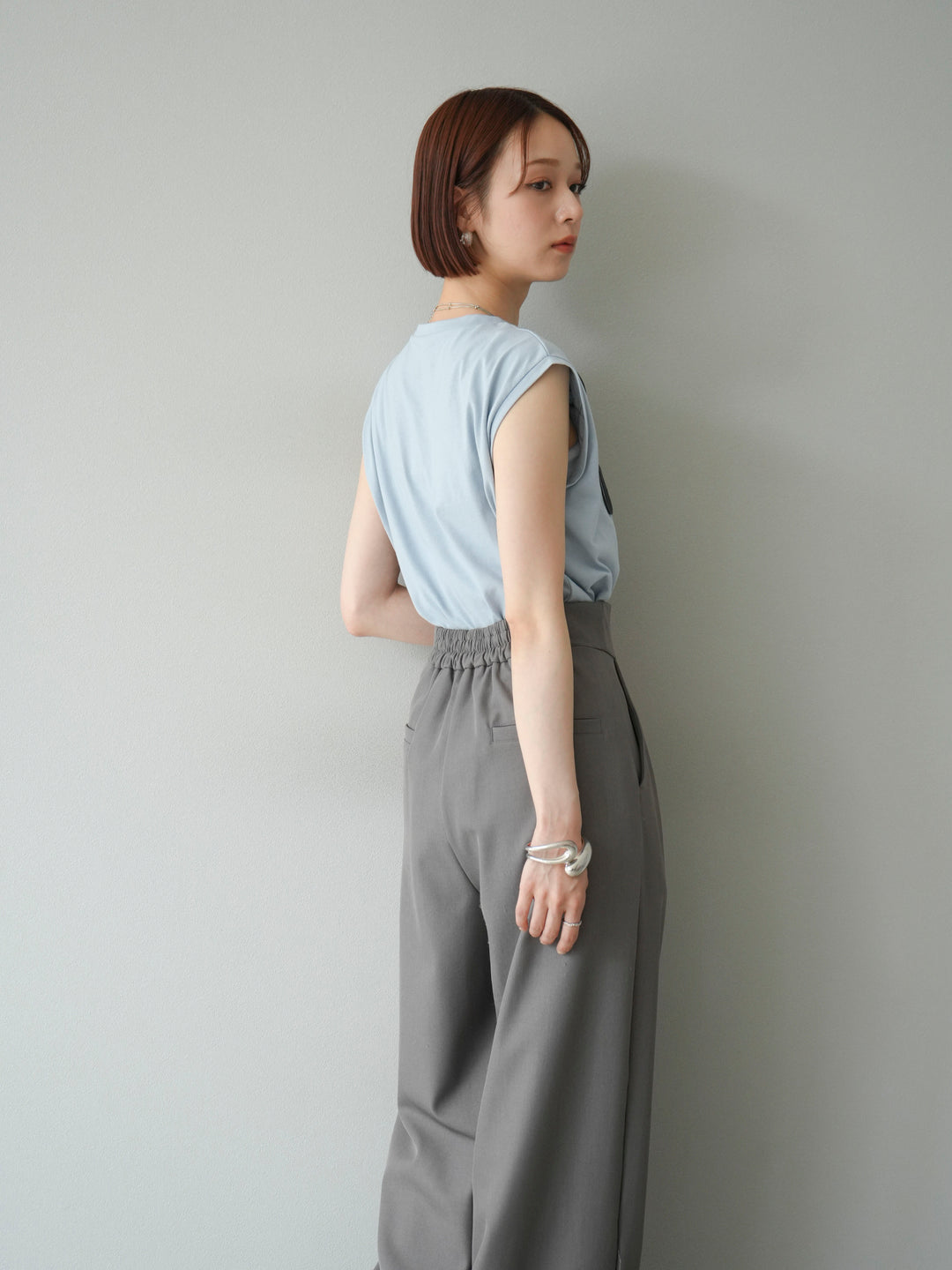 [SET]コード刺繍フレンチスリーブTシャツ+選べるアクセセット(2set)