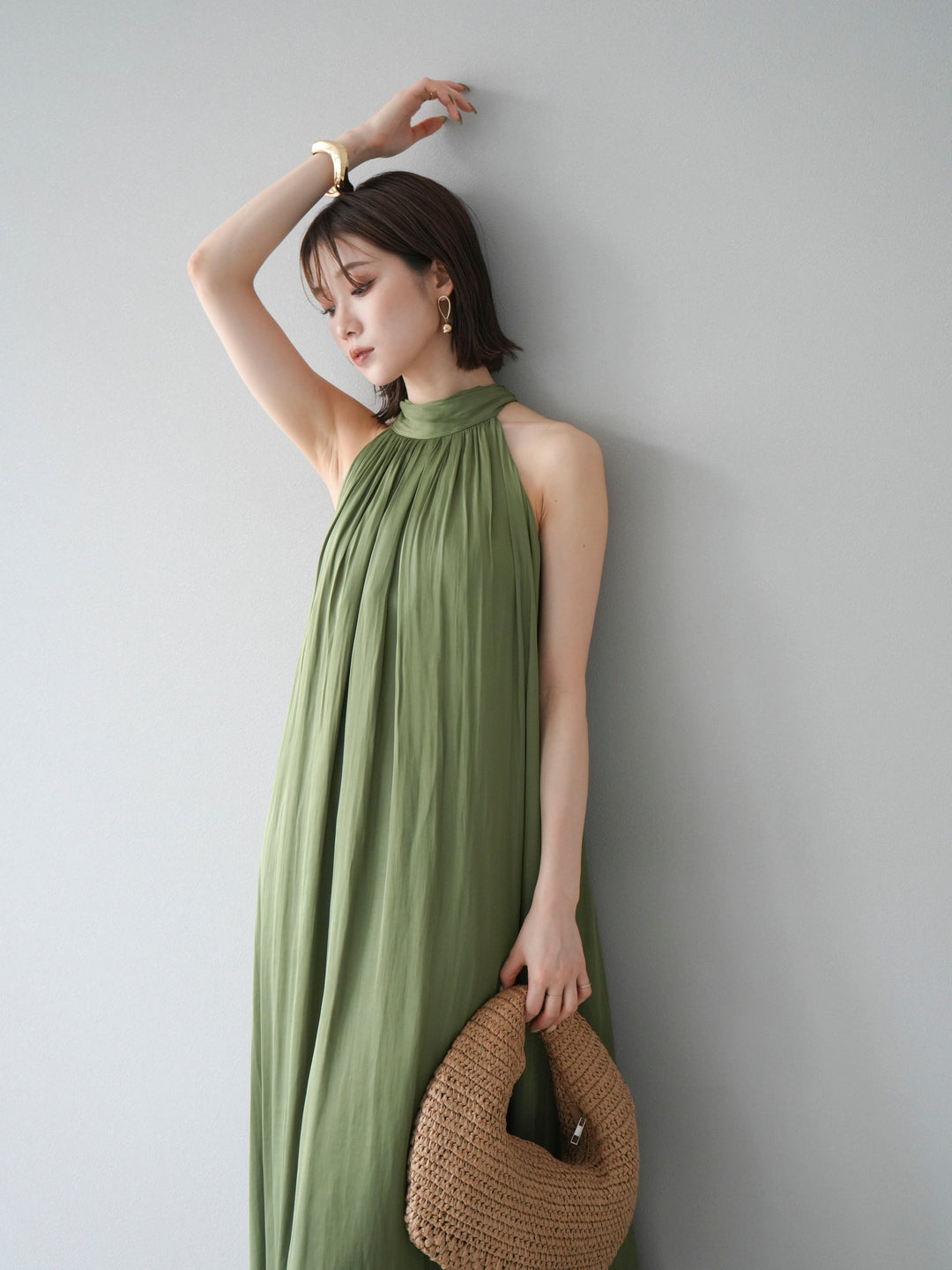 [予約]シャイニーホルターワンピース/グリーン
