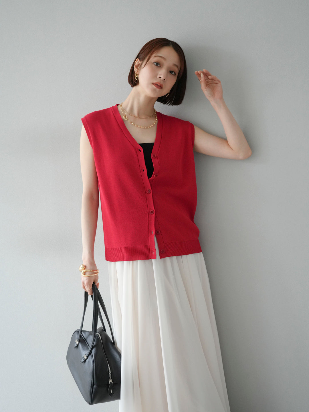 【預購】V領人造絲針織背心/紅色
