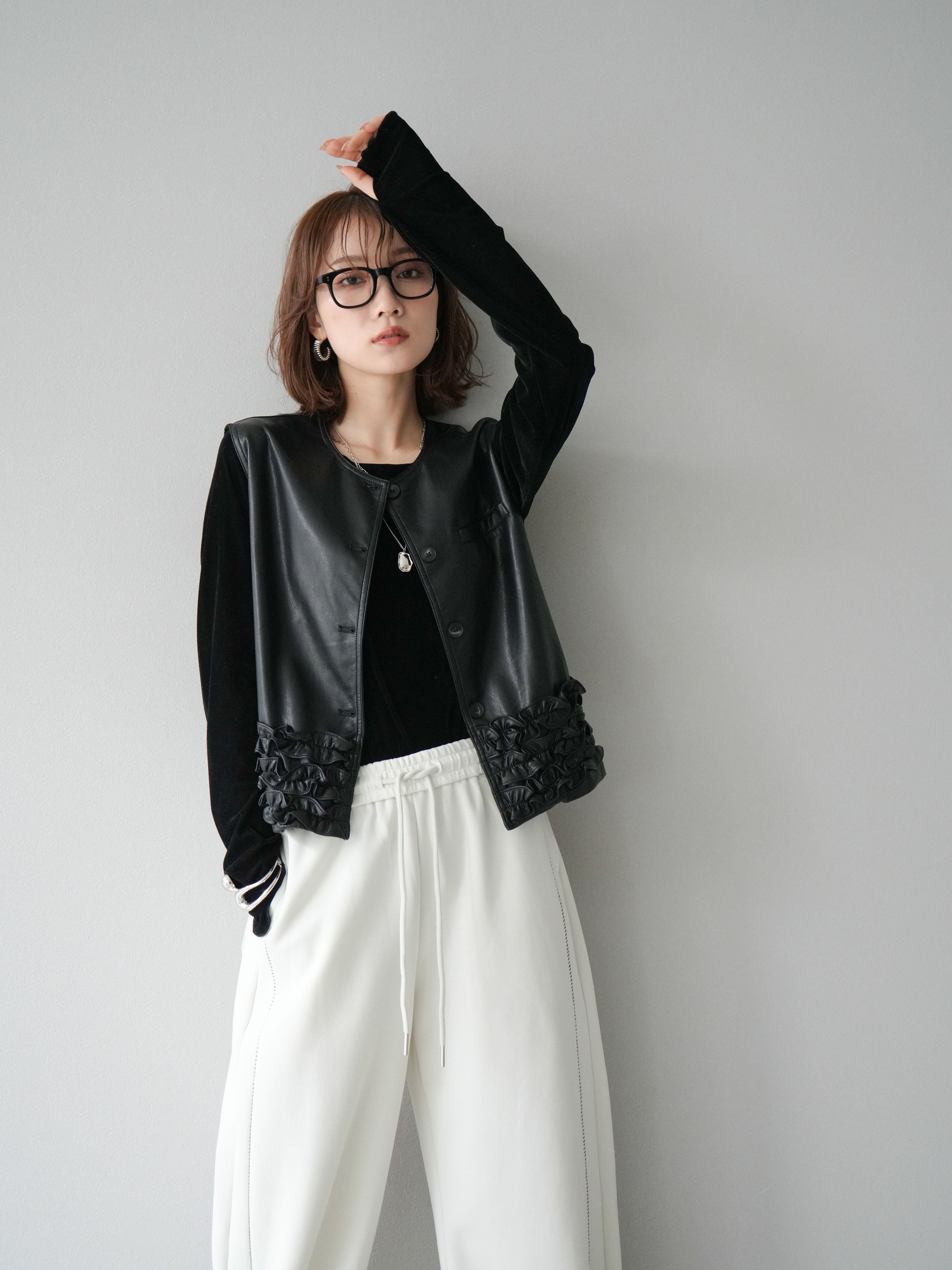 予約]シアーベロアフィンガーホールトップス/ブラック – Lumier