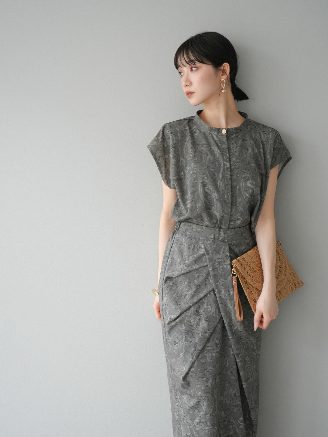 [SET]ペイズリープリントゴールドボタンブラウス+ペイズリープリントタックIラインスカート(2set)