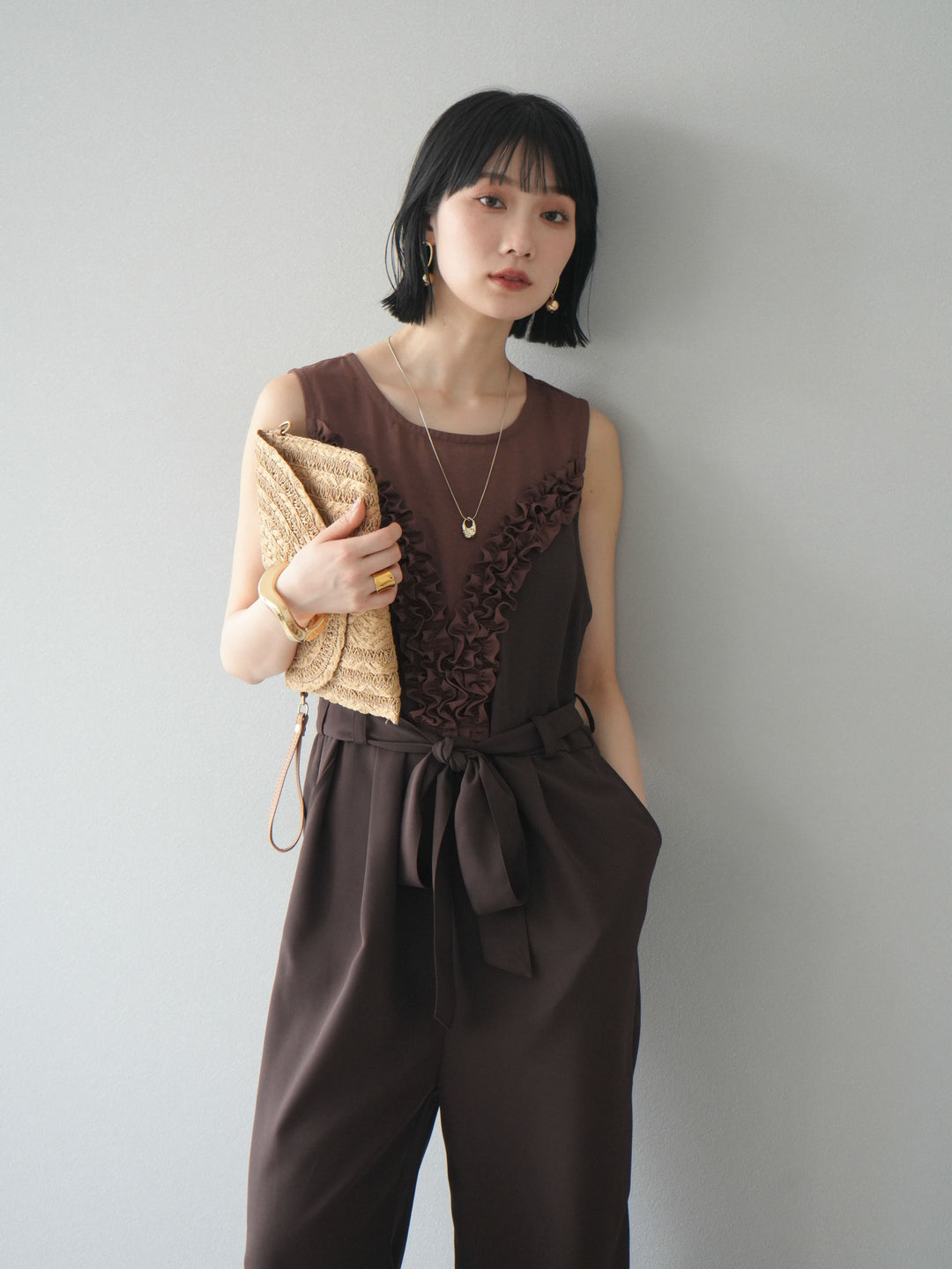 [預購] 荷葉邊設計連身褲/棕色