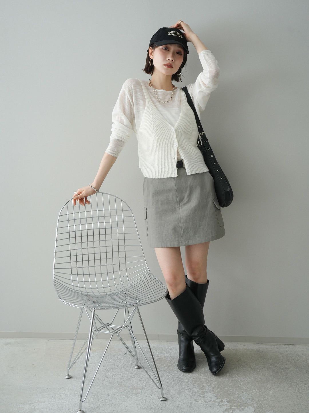 [予約]ビスチェアンサンブルシアーニット/white