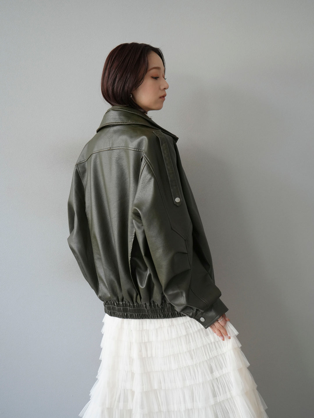 [予約]スタンドカラーフェイクレザーブルゾン/カーキ