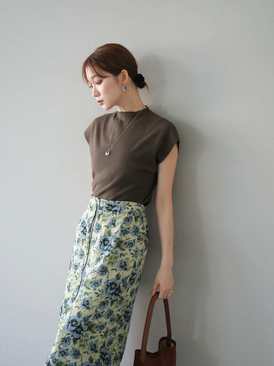 [SET]プチネックフレンチニットトップス+ゴブランフロントジップタイトスカート(2set)