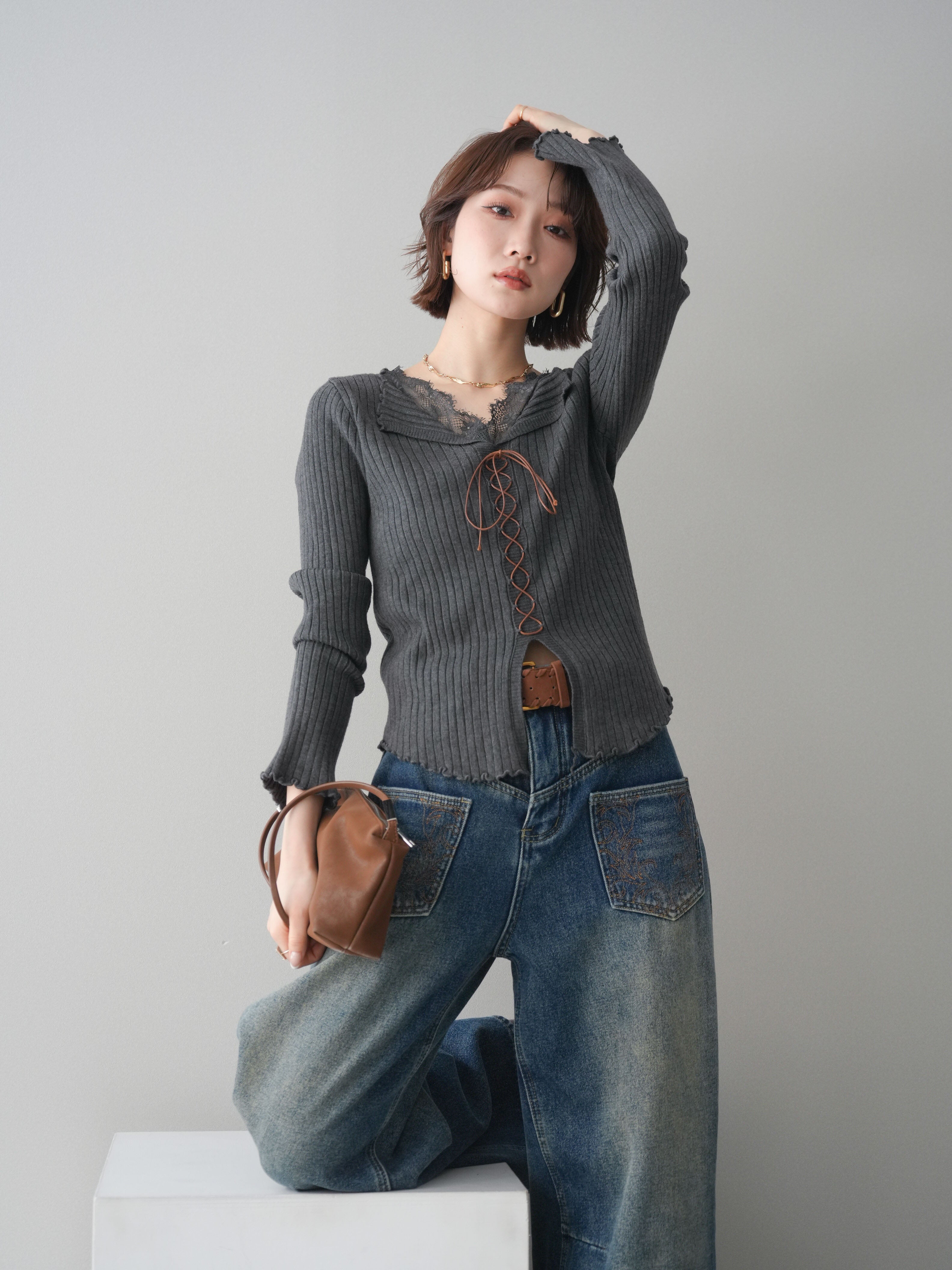 SET]レースネックレースアップリブニットトップス+レースネックレース