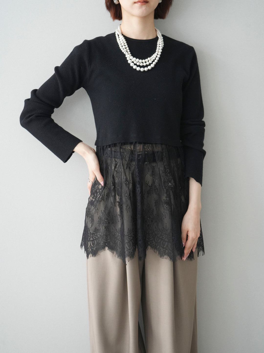 [SET]クルーネックレースドッキングリブニットトップス+ベルト付キーホルダーモチーフワイドパンツ(2set)