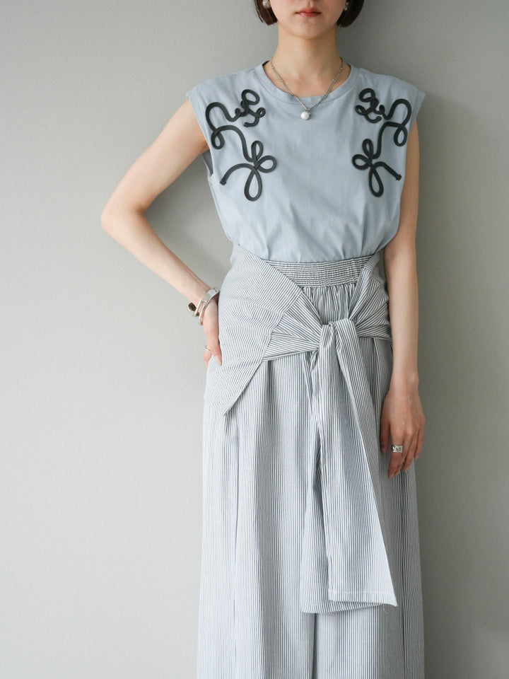 [SET]コード刺繍フレンチスリーブTシャツ+ウエスト巻きストライプイージーパンツ(2set)