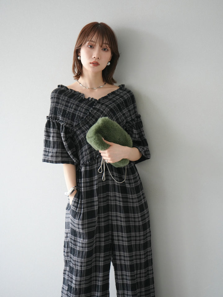 [予約]チェック柄ハーフスリーブシャーリングクロスサロペット/ブラック