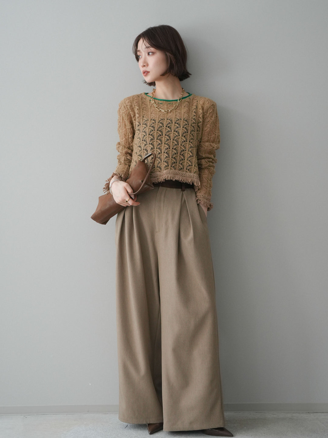 [予約]サテンベルトタックワイドパンツ/beige