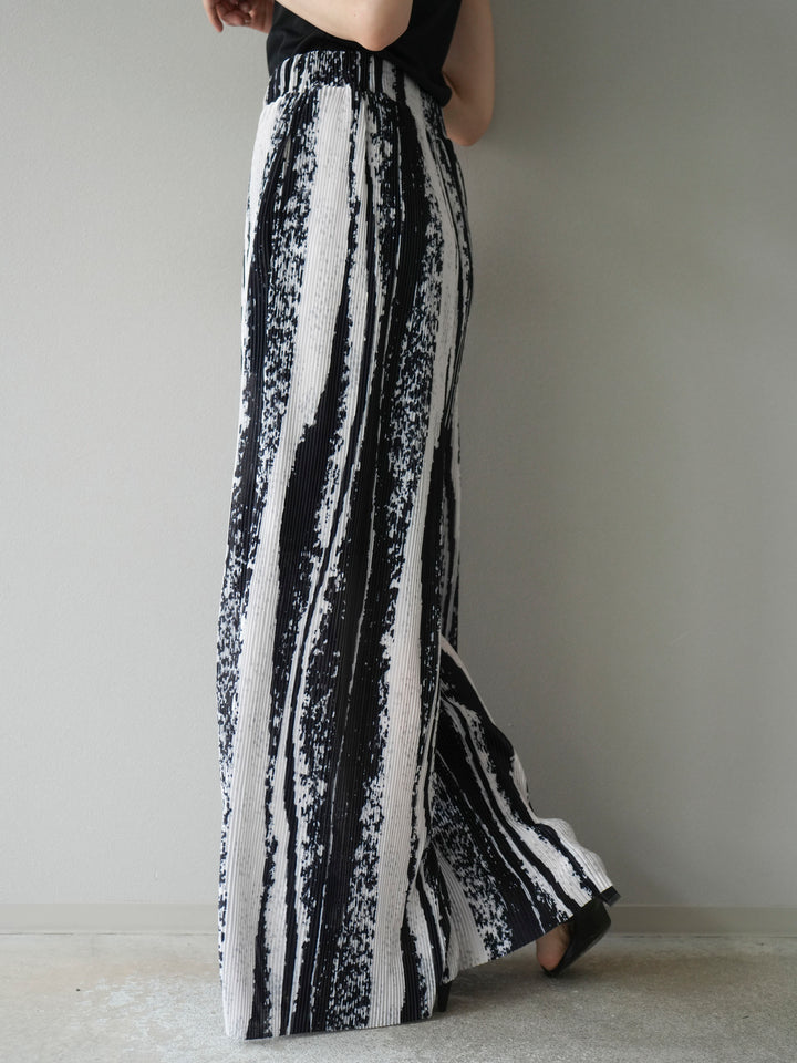 [予約]ニュアンスプリーツワイドパンツ/ブラック