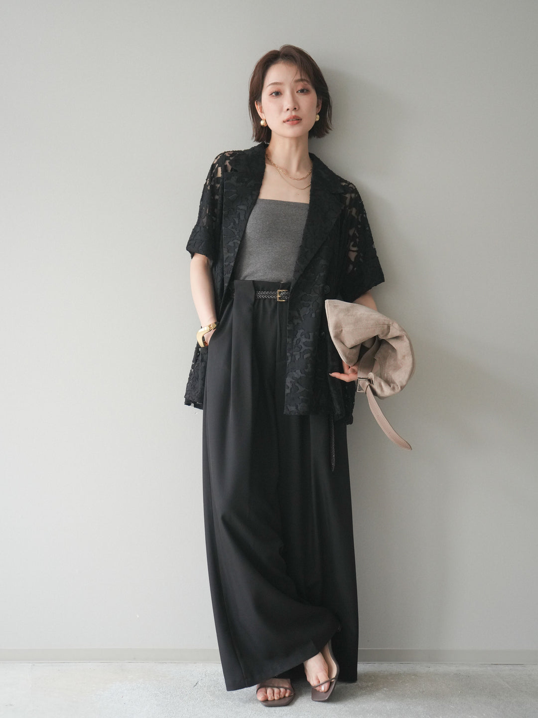 【套裝】花朵蕾絲短袖外套+垂褶收腰帶環長褲（兩件套）