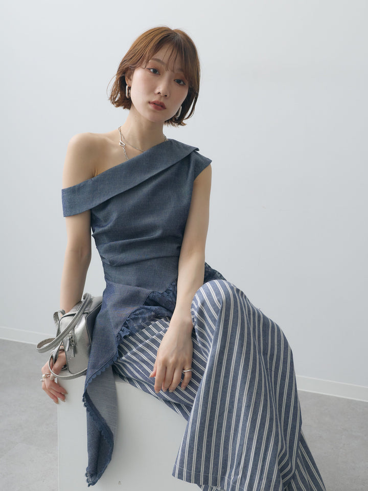 [予約]アシンメトリーラッフルレースヘムトップス/blue