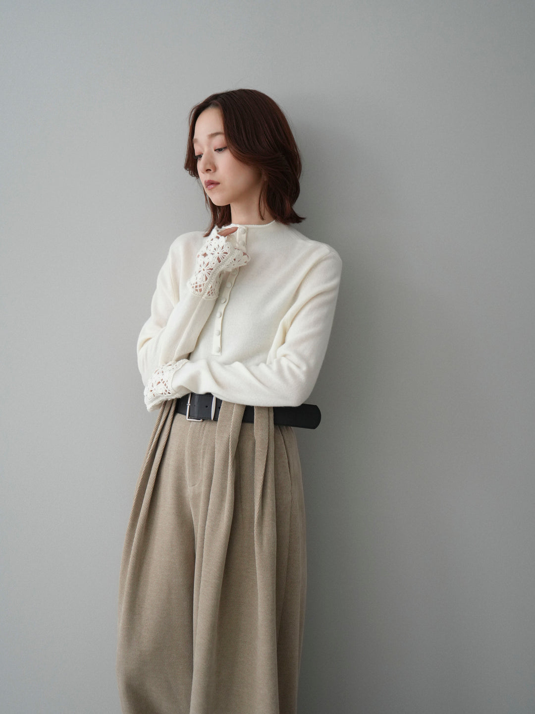 [SET]袖スカラップレースフロントボタンウールニットトップス+ベルトデザインループコールテンワイドパンツ(ベルト付き)(2set)